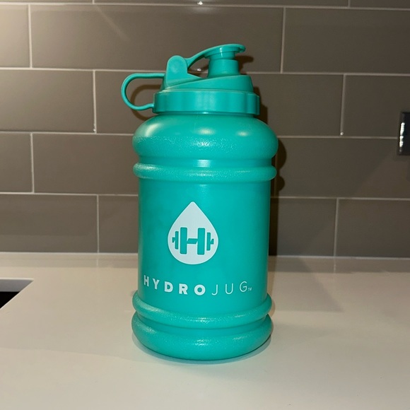HydroJug Kitchen Hydrojug Cool Mint Half Gallon Water Bottle Poshmark